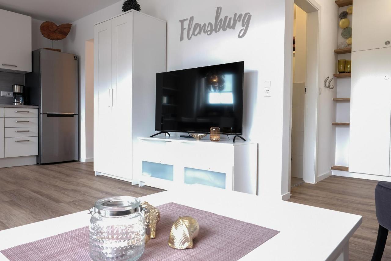 Fewo1846 Strandresidenz Wassersleben - Muschelnest - Stilvolles Studioapartment Mit Balkon ฮาร์ริสลี ภายนอก รูปภาพ